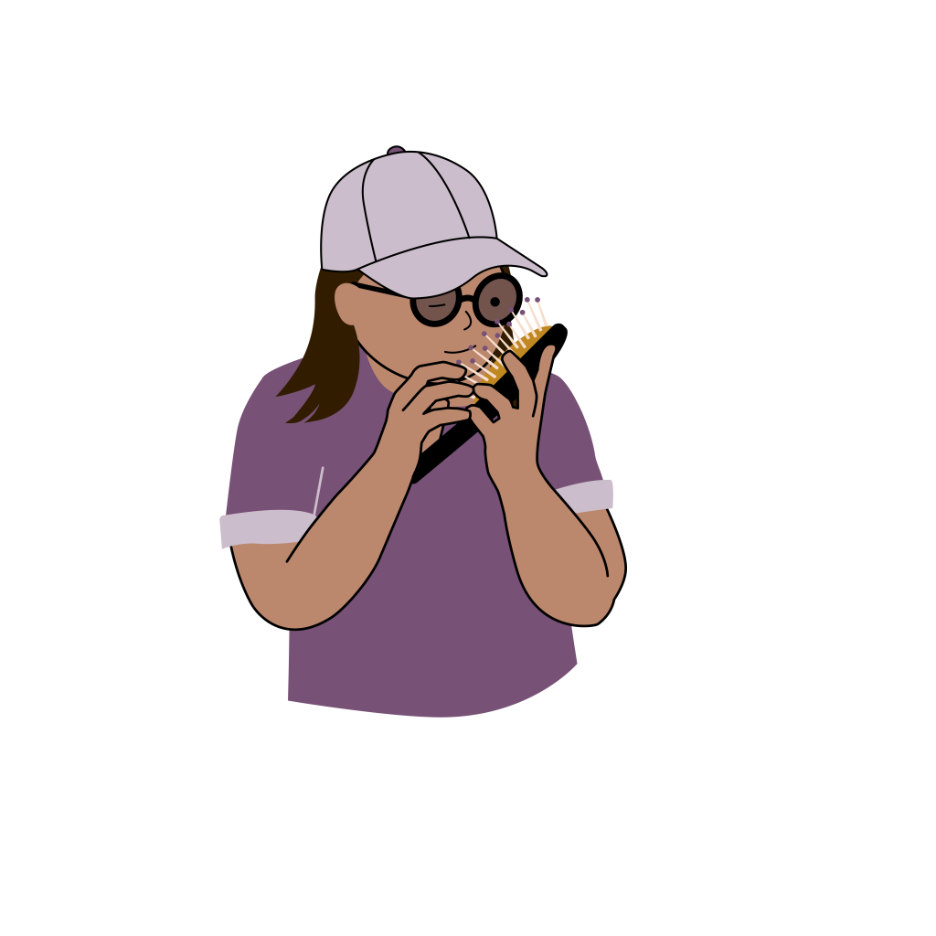 En flicka med keps och runda glasögon med svarta bågar. Hon håller en hårborste med båda händerna, nära ansiktet. Illustration.